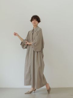 バックツイストコットンリネンワンピース