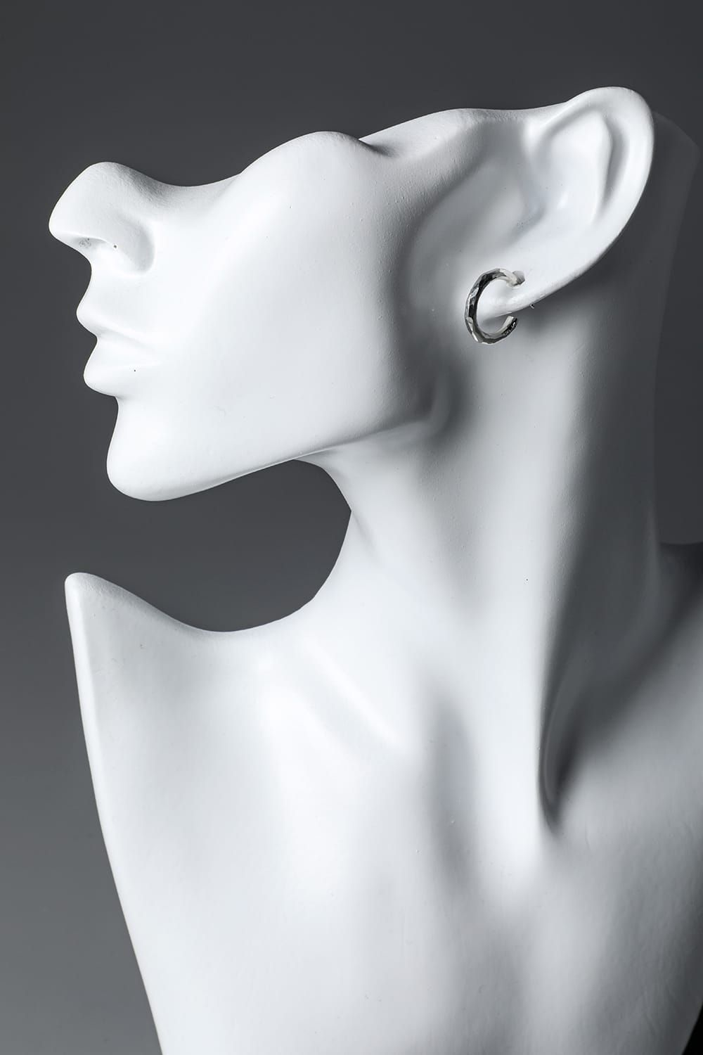 【両耳用】 フープ ピアス - hoop studs hammered - M4503-HA