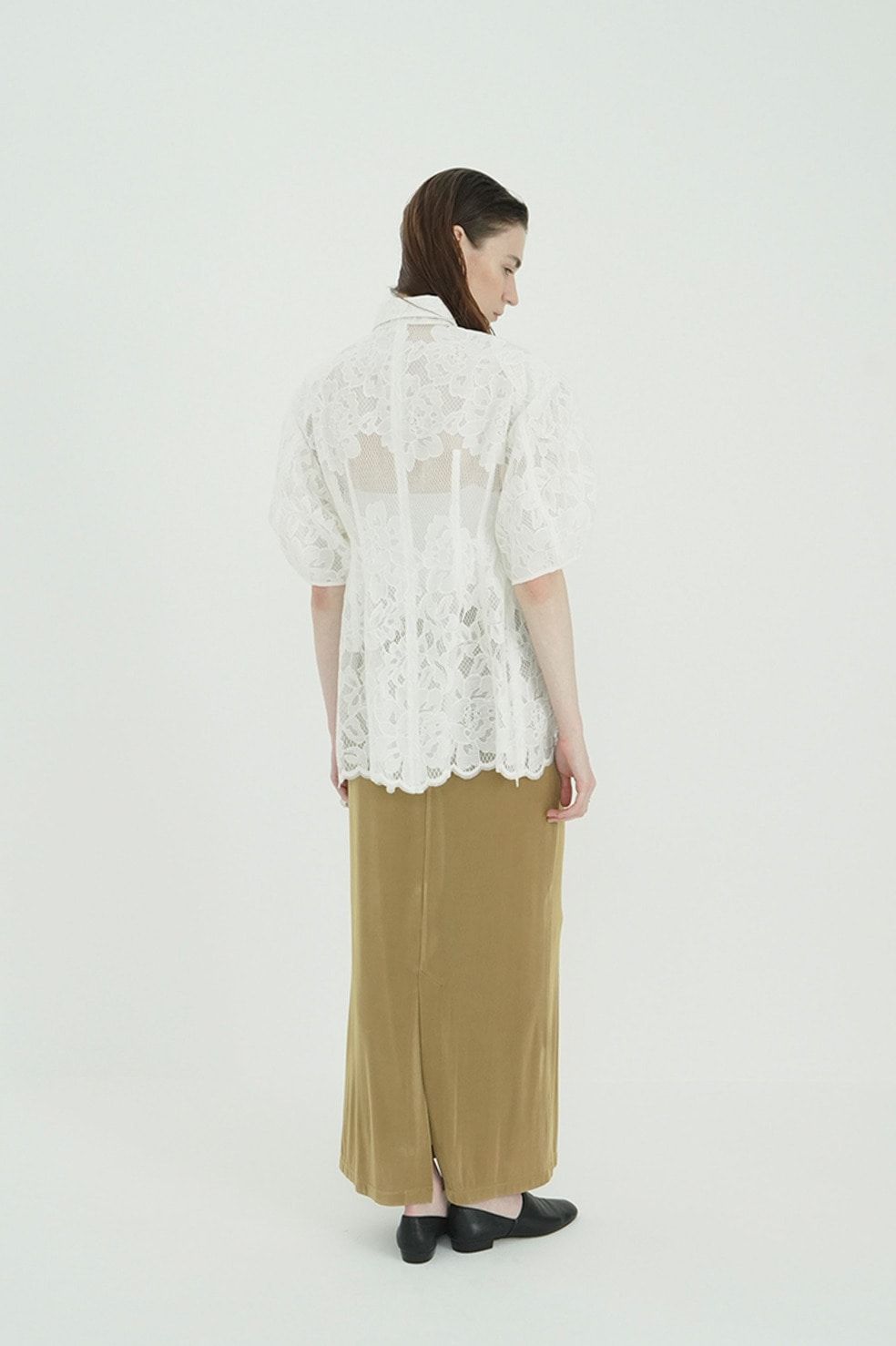 フラワーレーストップス -  FLOWER LACE WAIST SHAPE TOPS (WHITE)