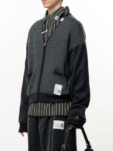 ディストレスト ニットカーディガン - Distressed Knit Cardigan (BLACK)