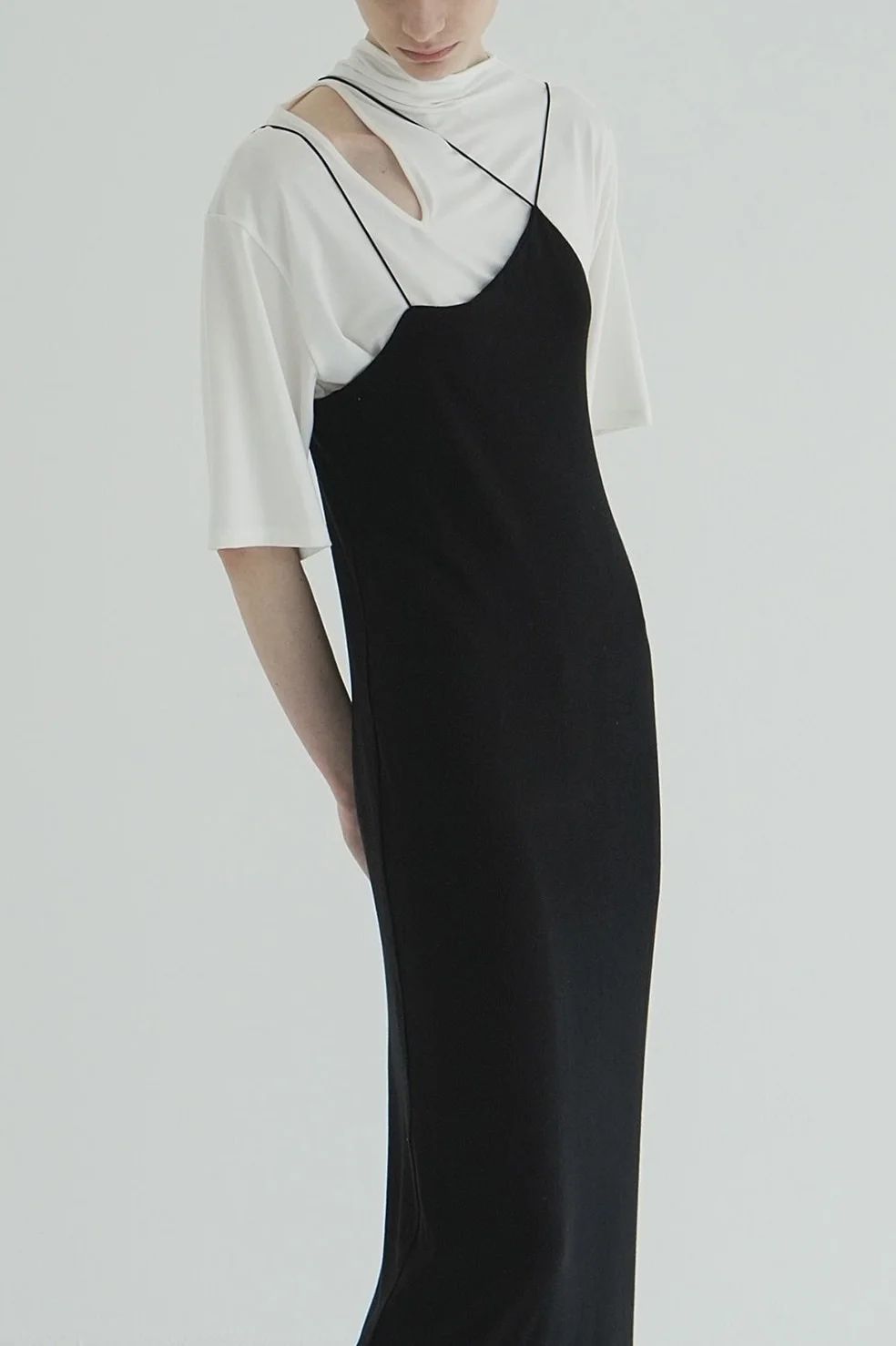 スラッシュネックハーフスリーブトップス - SLASH NECK HALF SLEEVE TOPS- WHITE