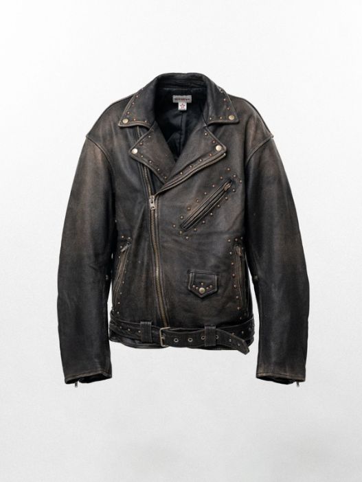 ディストレスド レザー スタッズド バイカー ジャケット - Distressed Leather Studded Biker Jacket (BLACK)
