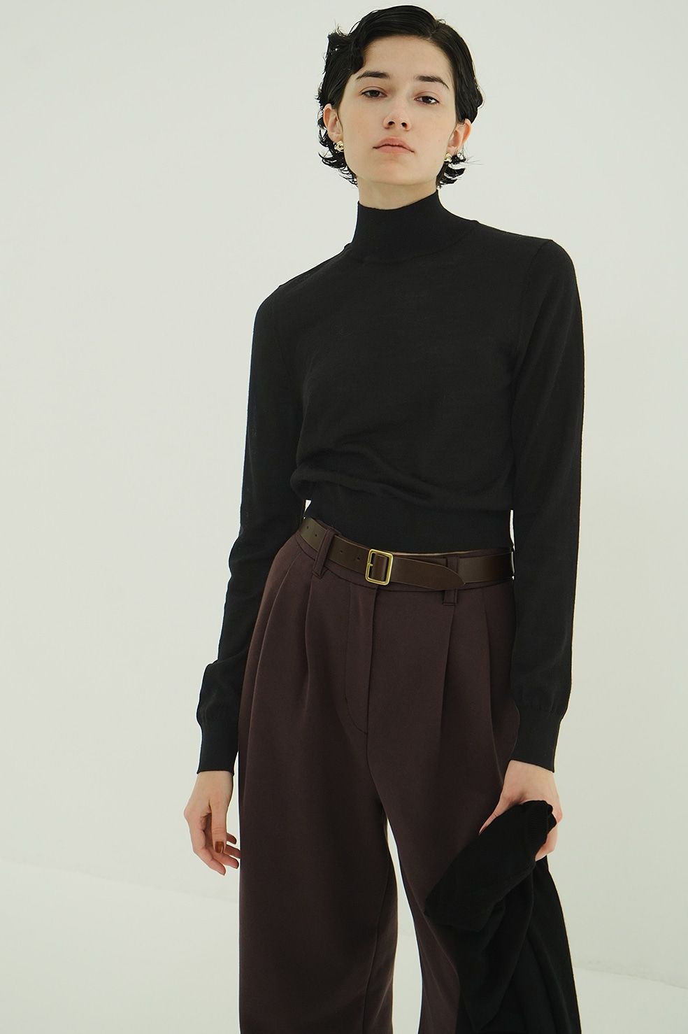 ケープ + ニットトップス - CAPE SET KNIT TOPS (BLACK)