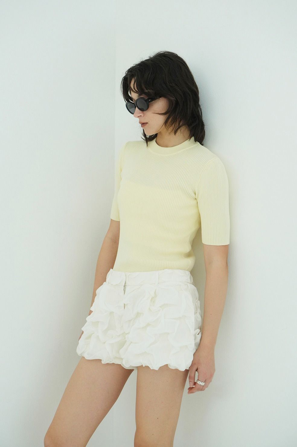 ハイネック 半袖リブニットトップス - H/N HALF SLEEVE RIB KNIT TOPS (YELLOW）