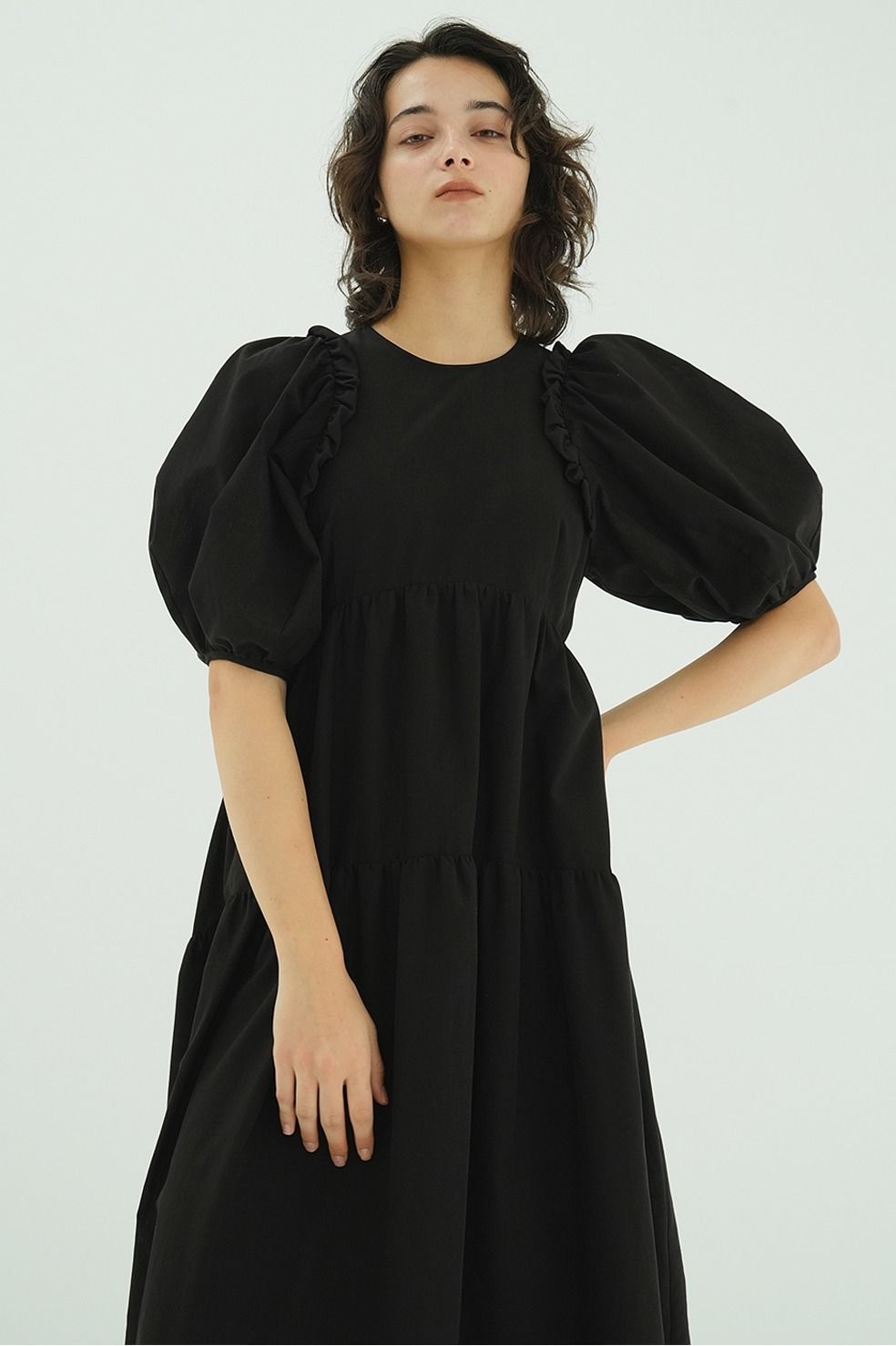 バルーンフリルワンピース -  BUBBLE FRILL ONEPIECE (BLACK)