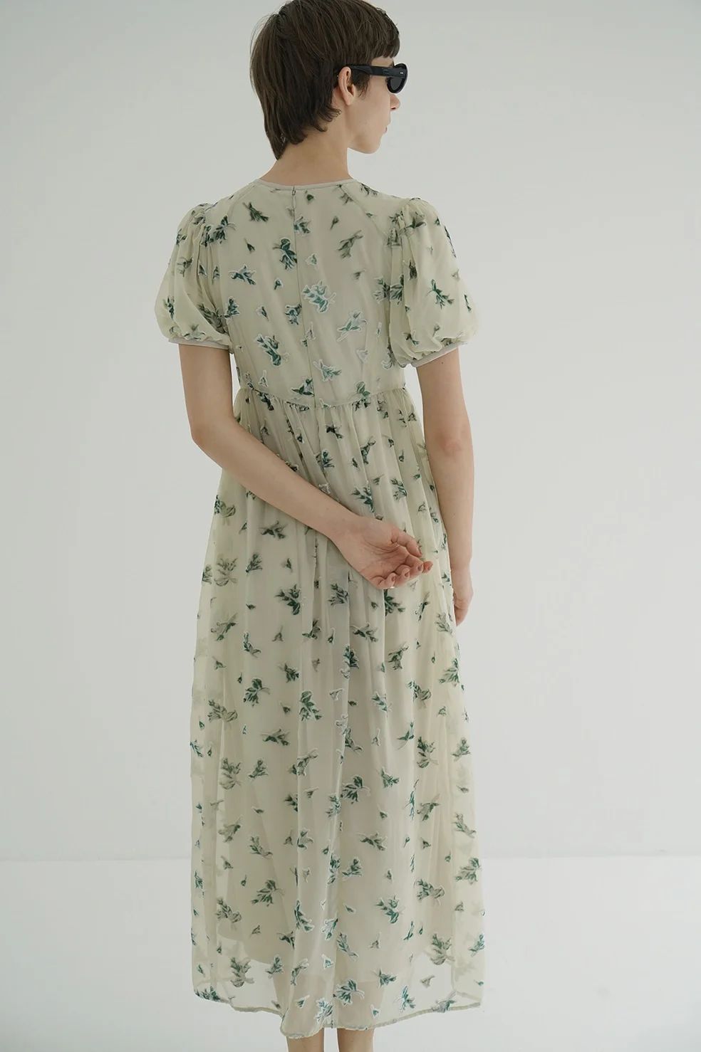 オパールプリント ワンピース -   FLOWER OPAL PUFF ONEPIECE IVORY