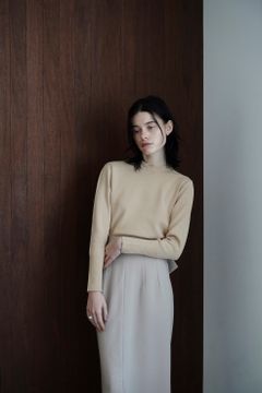 ベーシック コンパクト ニット トップス - BASIC COMPACT KNIT TOPS BEIGE