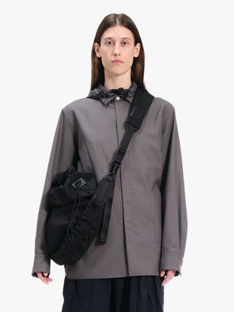 Uva Carbon Black | ドローストリングショルダーバッグ