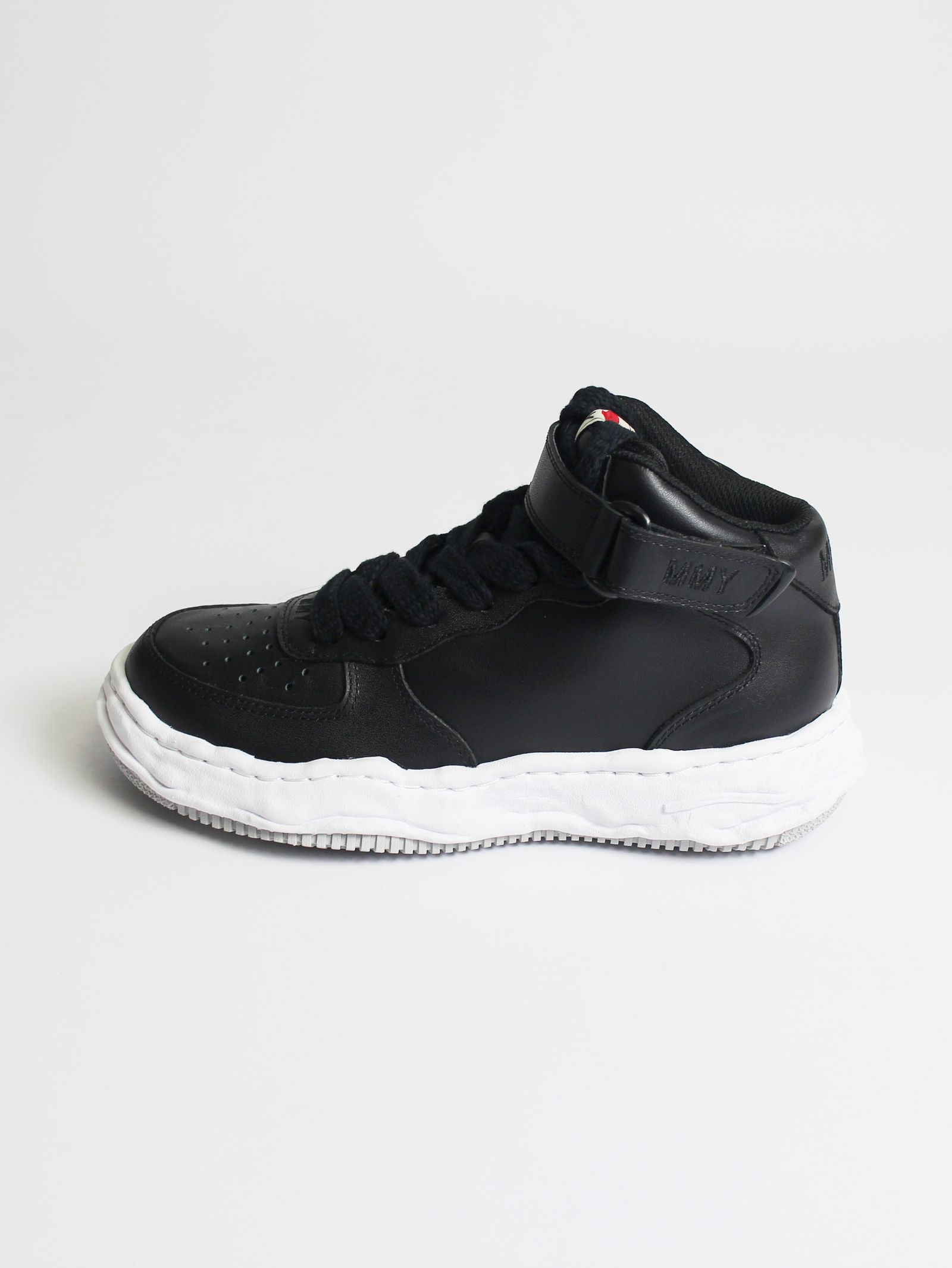 "WAYNE" OG Sole Leather High-top Sneaker  A07FW701 - BLACK × WHITE