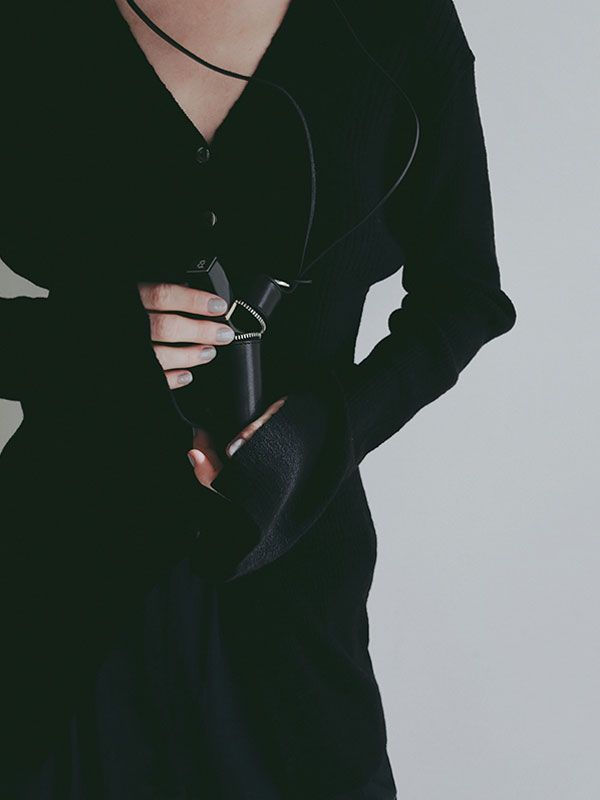 【3色展開】 タンドレザージップリップケース