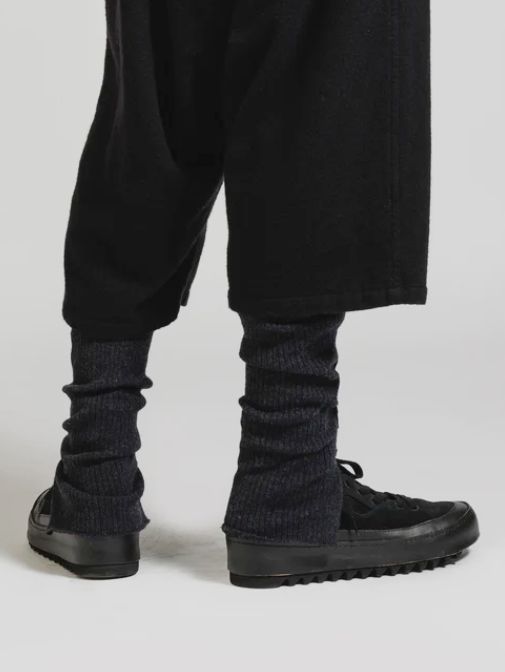 レッグウォーマー - KNIT LEG WARMERS - BLACK