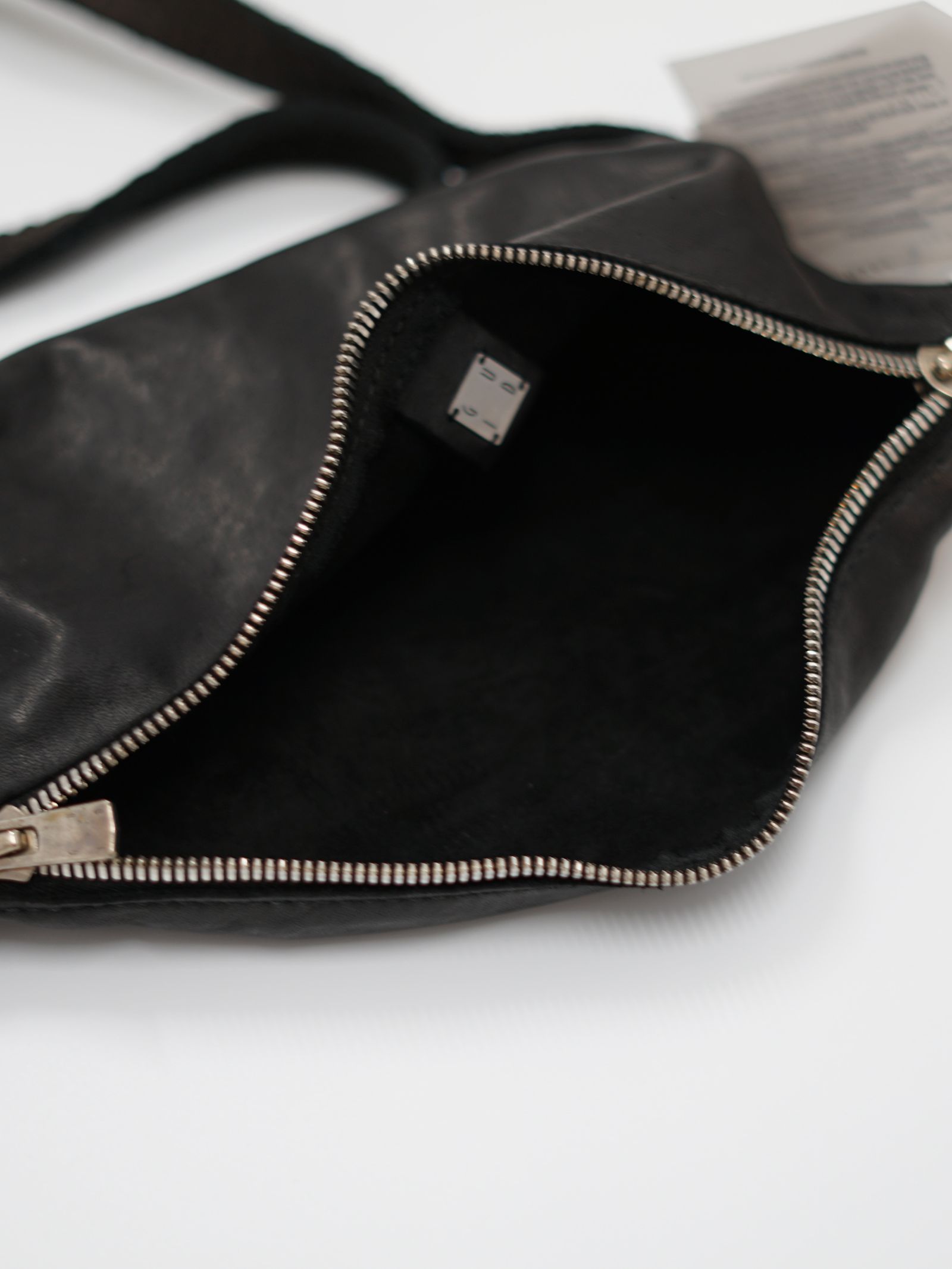 ボディバッグ - BV06 Small Fanny Bag  (BLACK)