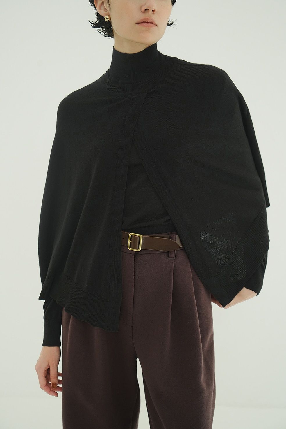 ケープ + ニットトップス - CAPE SET KNIT TOPS (BLACK)