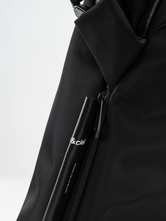 Rour Sleek Black - ロール スリーク ブラック ショルダーバッグ 斜め掛け