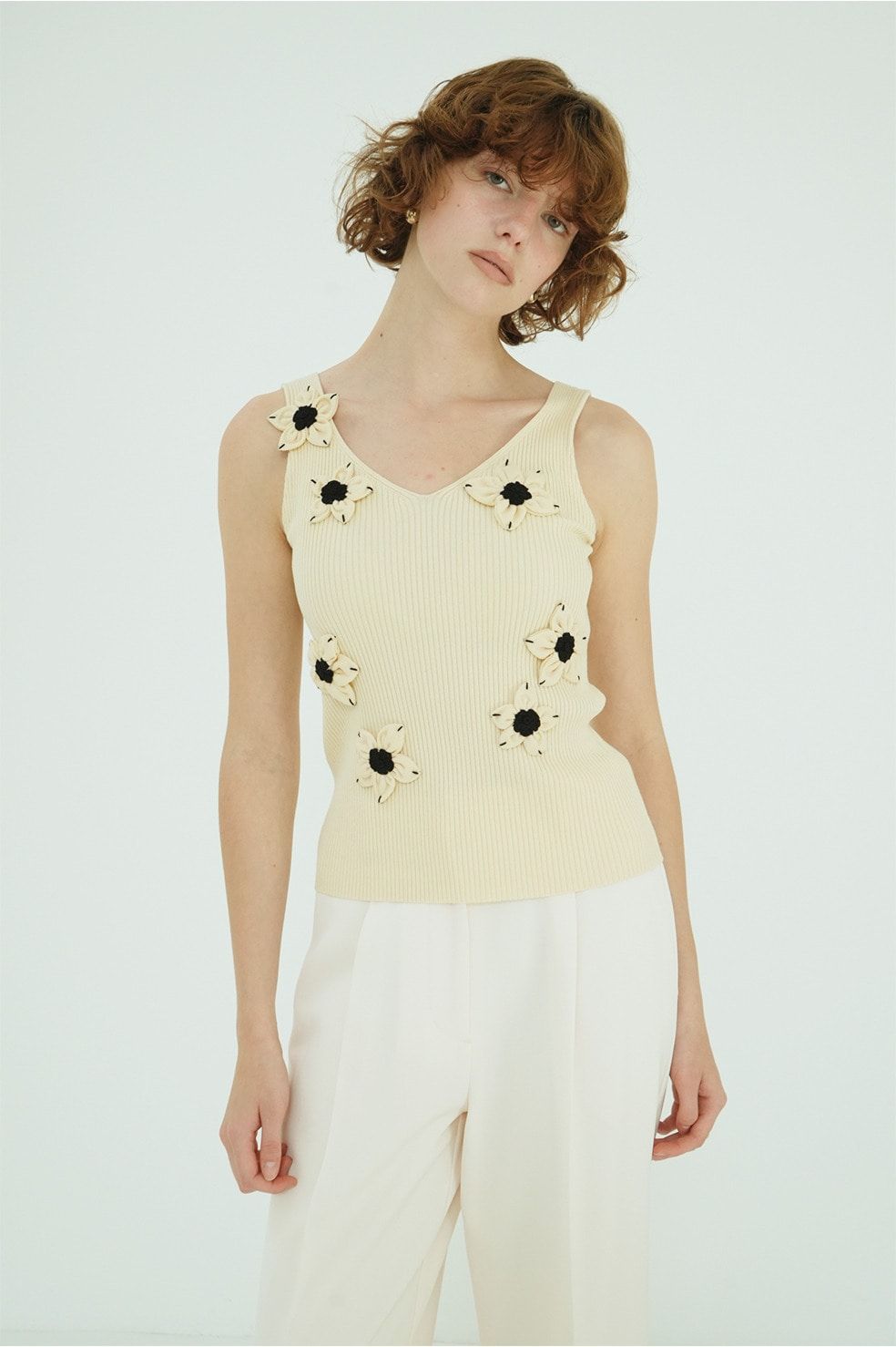 ニットタンクトップ - FLOWER MOTIF CAMI KNIT TOPS (YELLOW)