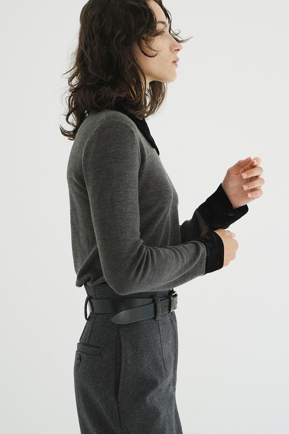 ベロアカラーニットトップス | VELOR COLLAR KNIT TOPS (GREY)