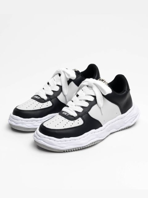 【ジョングク着用】 オリジナルソールスニーカー "WAYNE" OG Sole LEATHER Low-top Sneaker - BLACK×WHITE