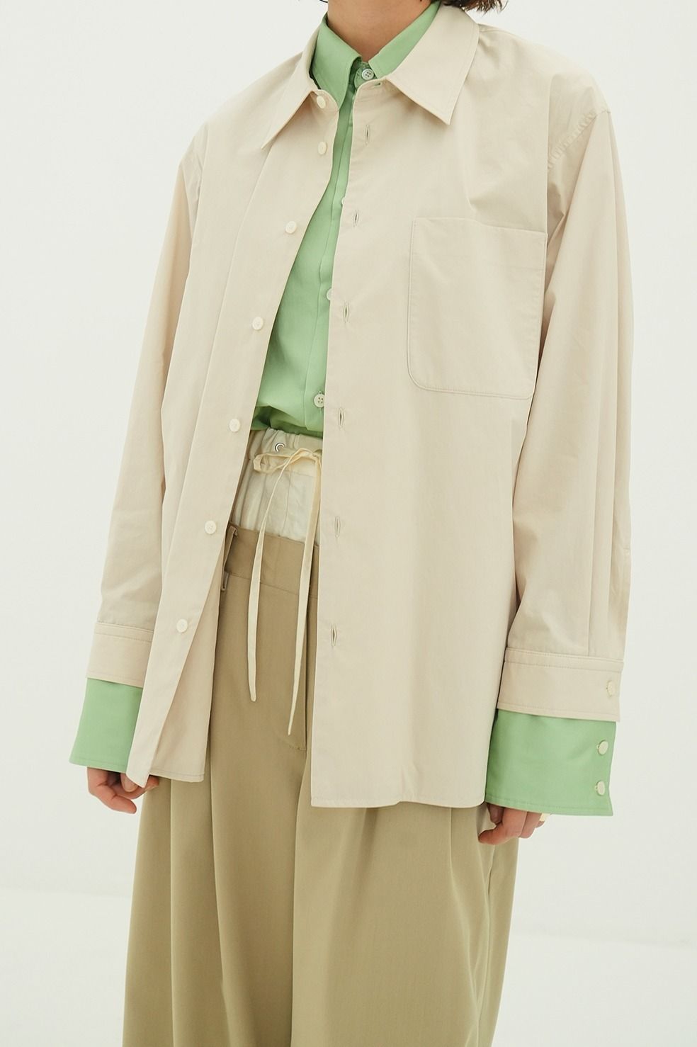 レイヤードシャツ - TWO TONE LAYERED SHIRTS (BEIGE)