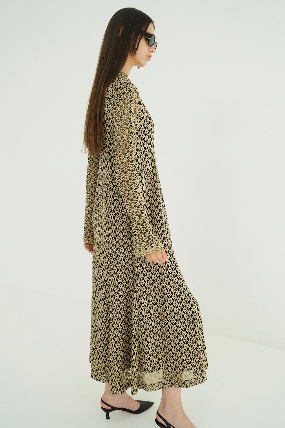 フラワーレースワンピース - 3D FLOWER LACE SLASH NECK ONEPIECE (MIX)