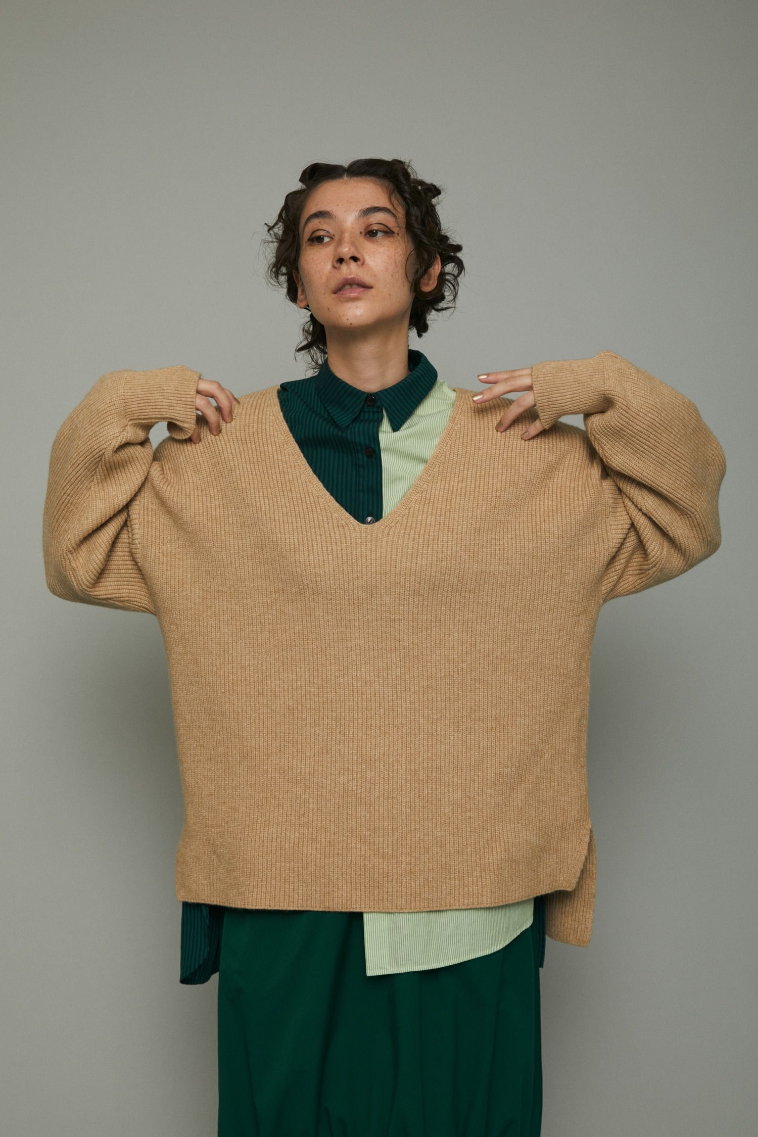 レイヤード フリル トップス  - Layered frill tops - BEIGE