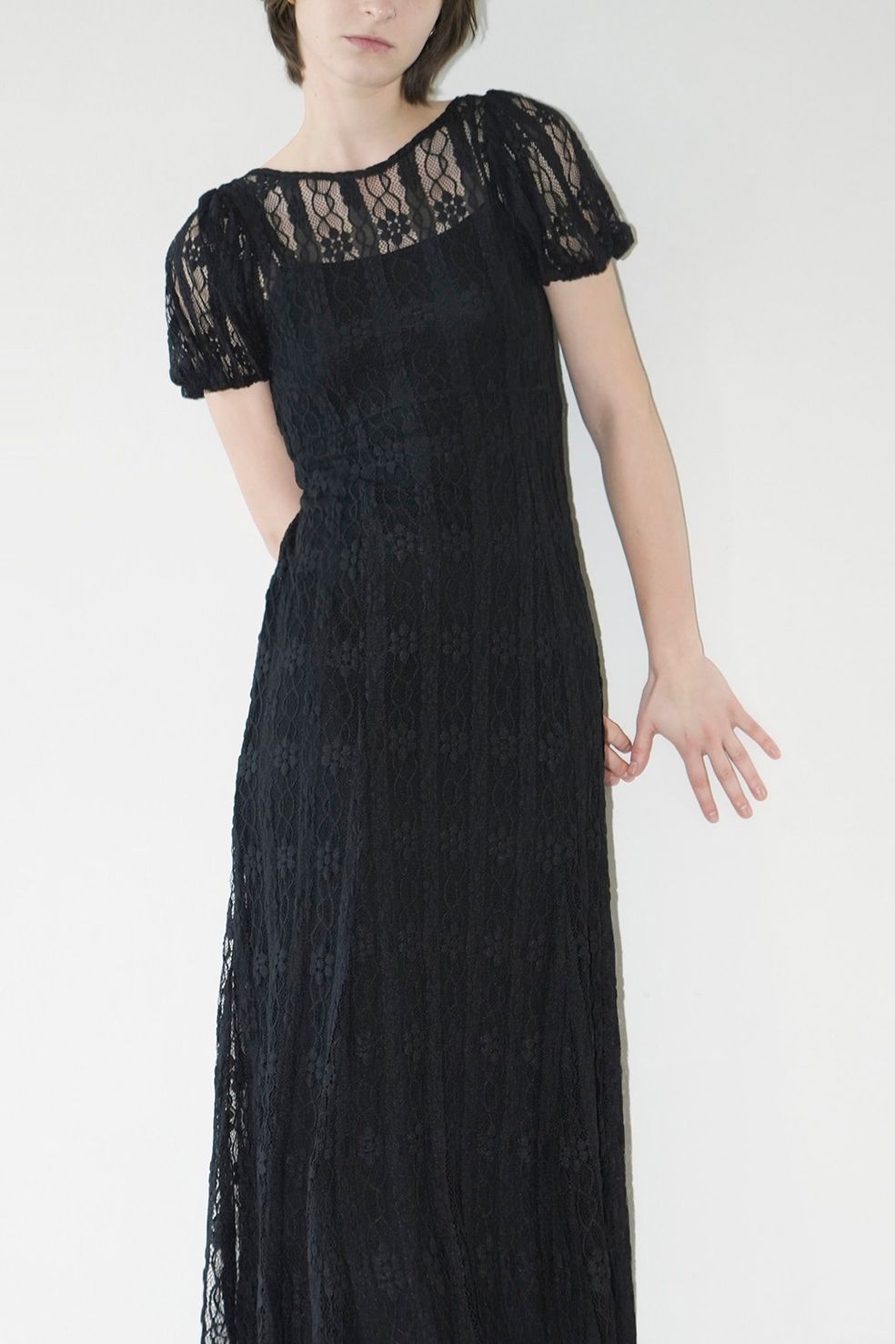 レース ミニパフ ワンピース - LACE MINI PUFF SLEEVE ONEPIECE - BLACK