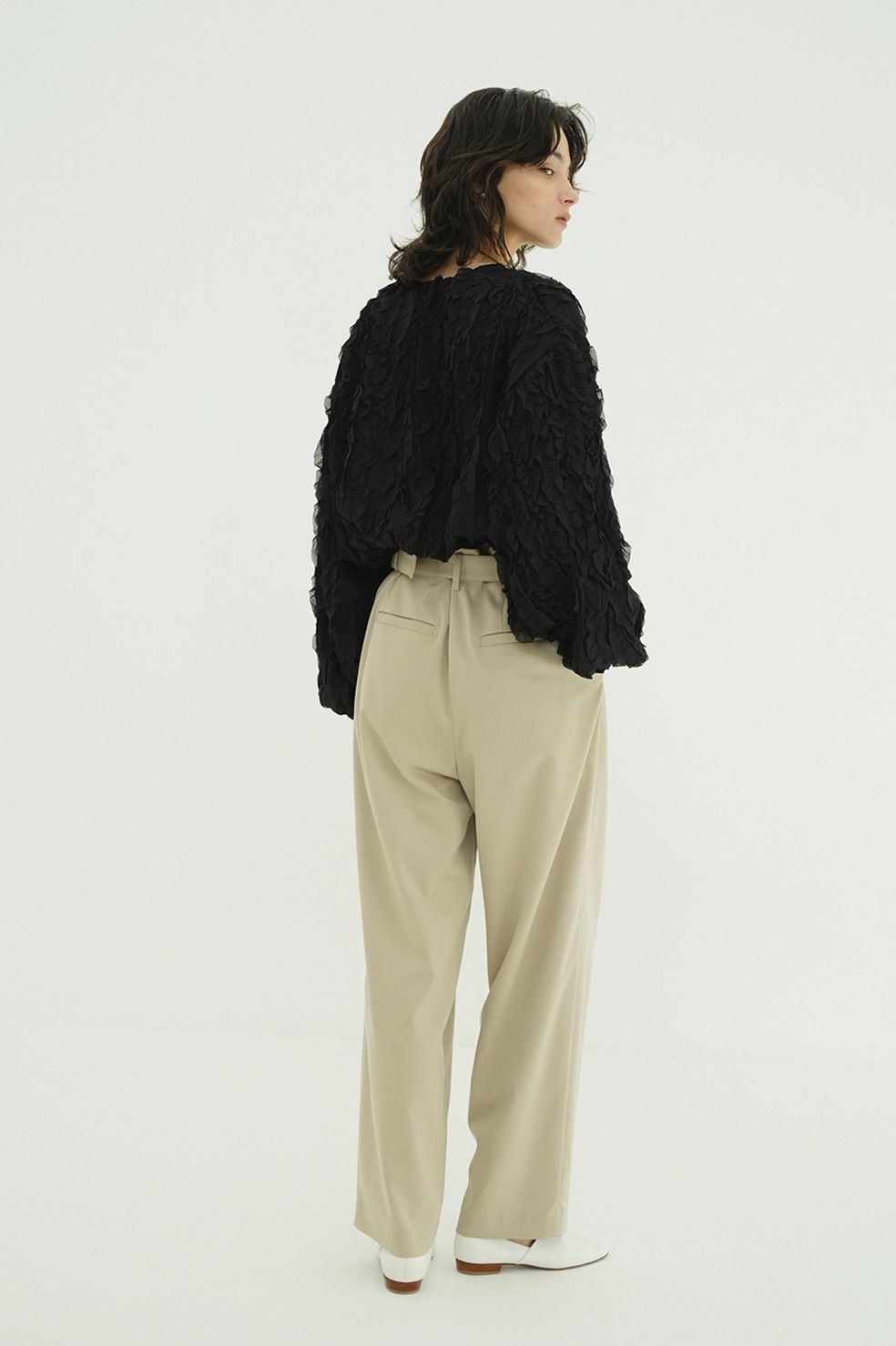 フリルボレロ - TOPSTITCHED FRILL BOLERO (BLACK)