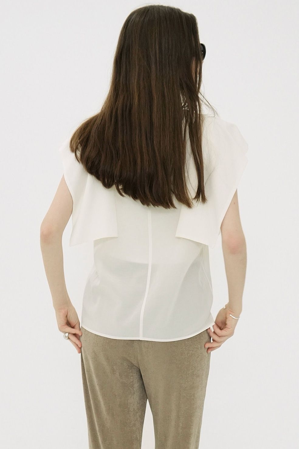 スクエアスリーブブラウス - SQUARE SLEEVE BLOUSE - WHITE