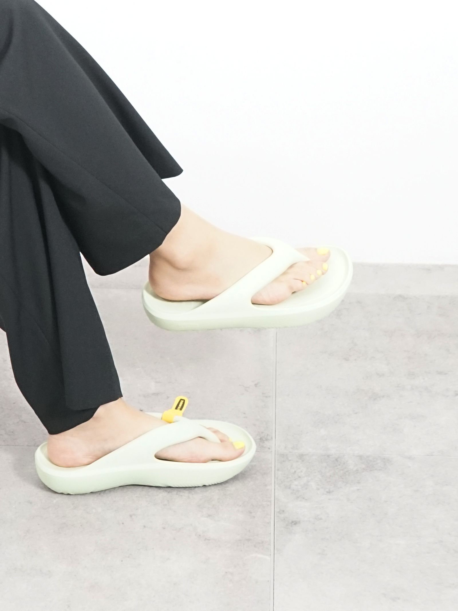 TAW&TOE - Zerovity Flip Flop Sport - リカバリーサンダル