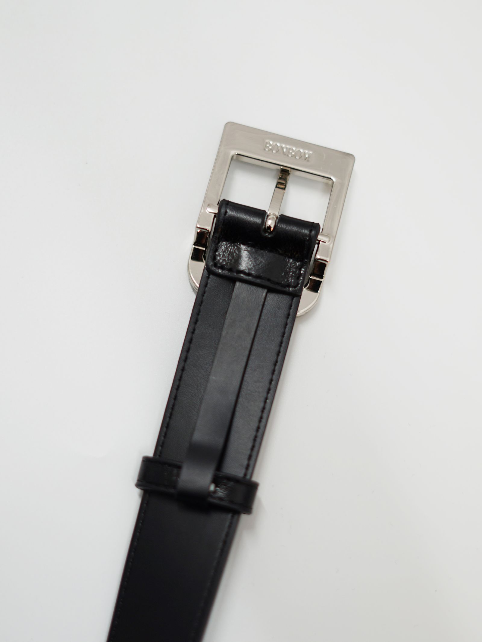 ”B”バックル レザー ベルト  -  BLACK × SILVER