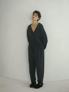 Vネックニットオールインワン - GREY