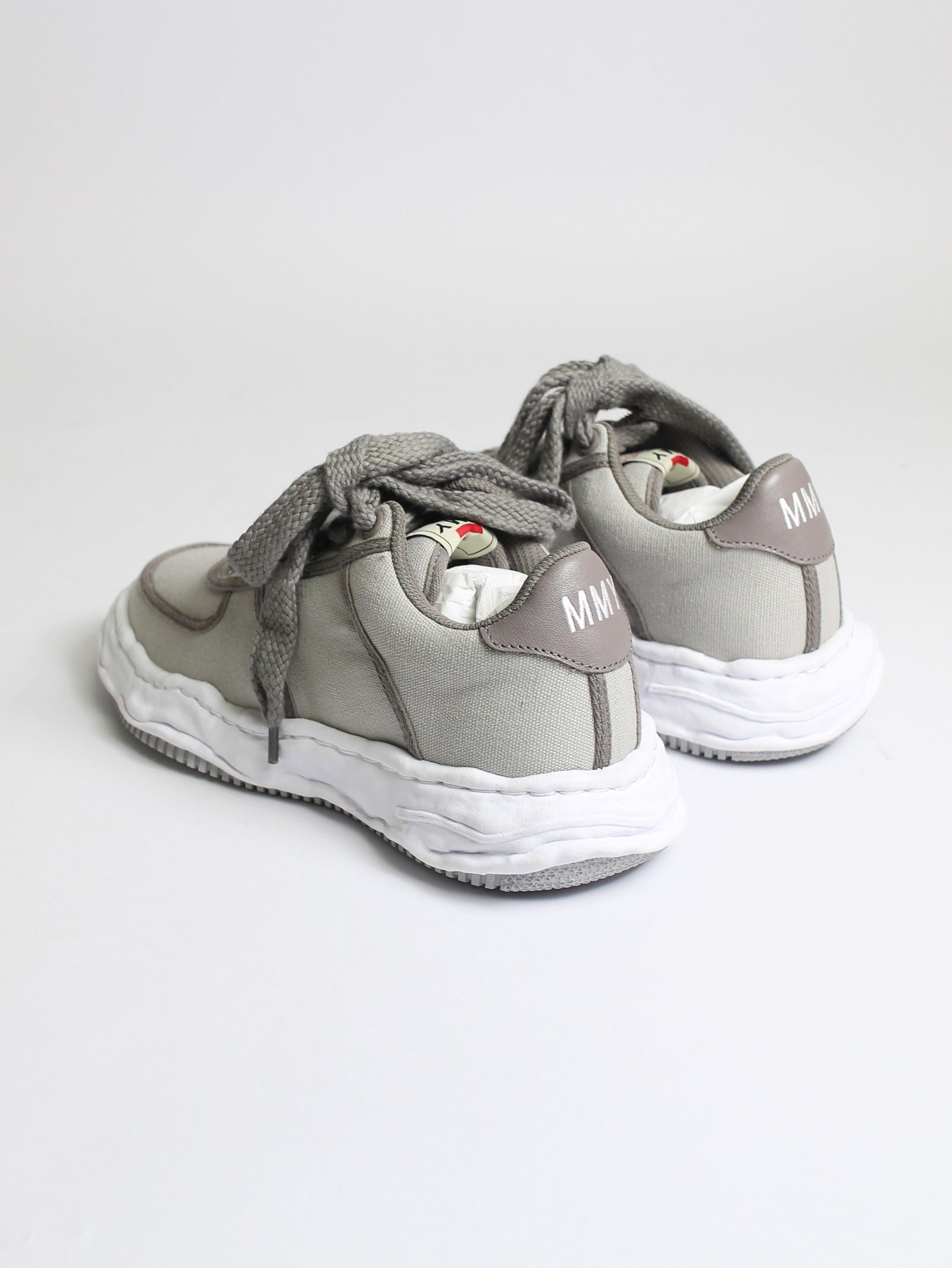 "WAYNE" OG Sole Canvas Low-top Sneaker   A07FW704 - GREY