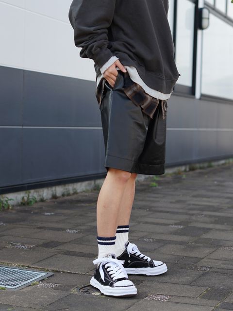 MIHARA × UNIVERSAL PRODUCTS. きれいめショーツスタイル