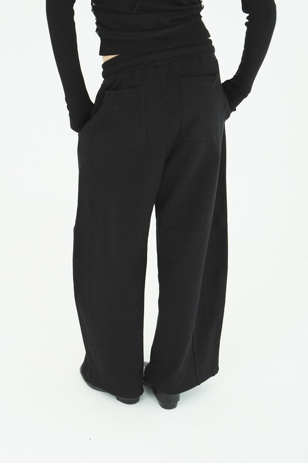 パフトップス - W FACE CLOUD PUFF SLEEVE TOPS (BLACK)