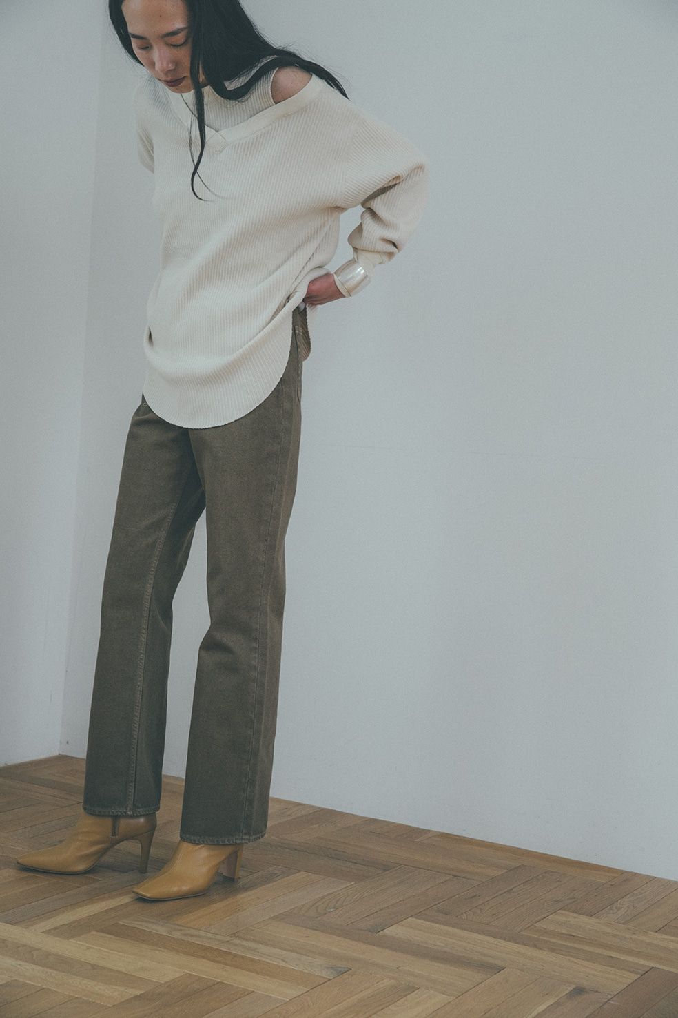 カラーダイブーツカットデニム -  COLOR DYE BOOTS CUT DENIM - BROWN