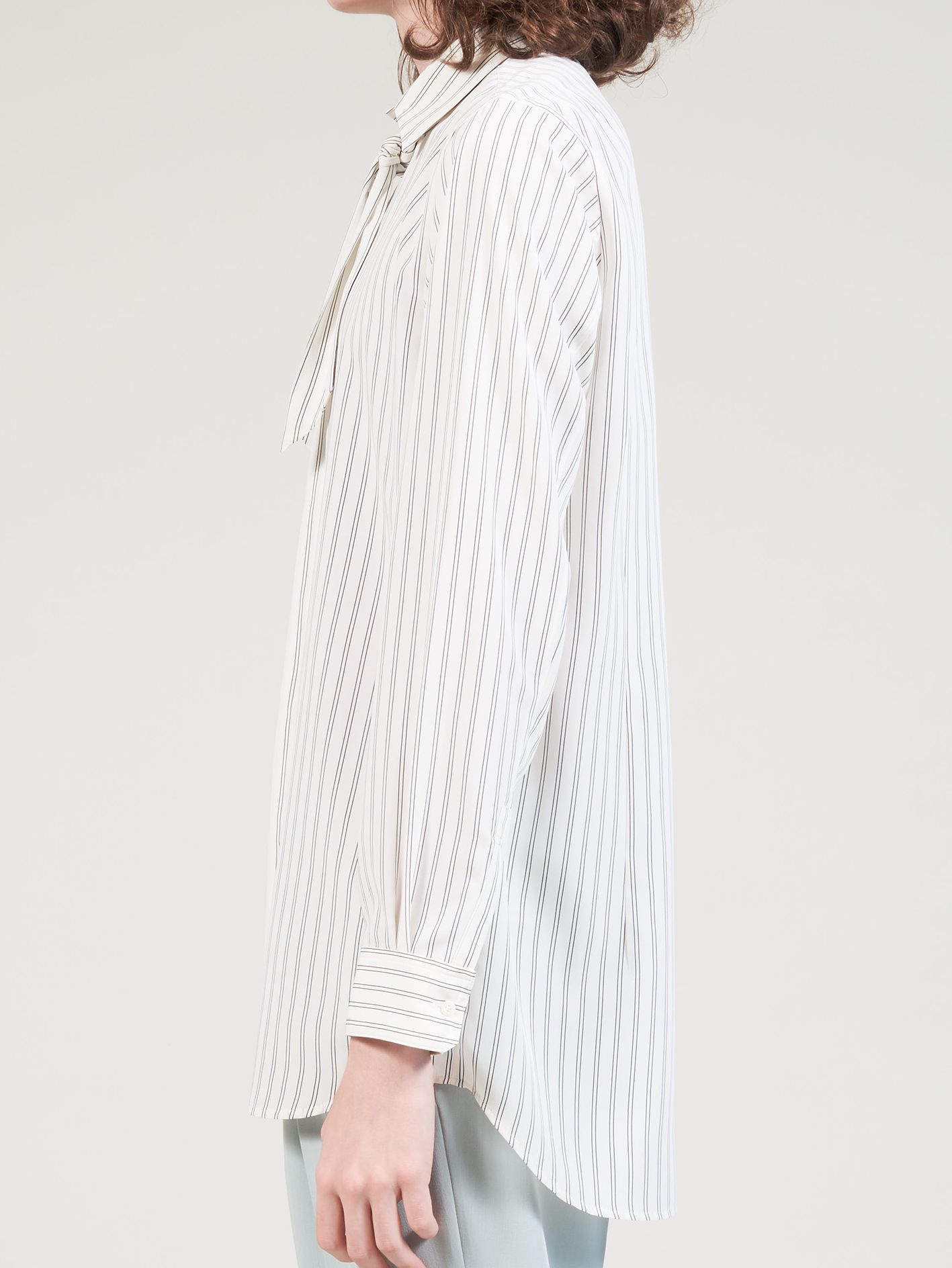 ダブルストライプデシン ボウタイ付きレギュラーシャツ - Regular Shirt with Scarf - OFF WHITE×BLACK
