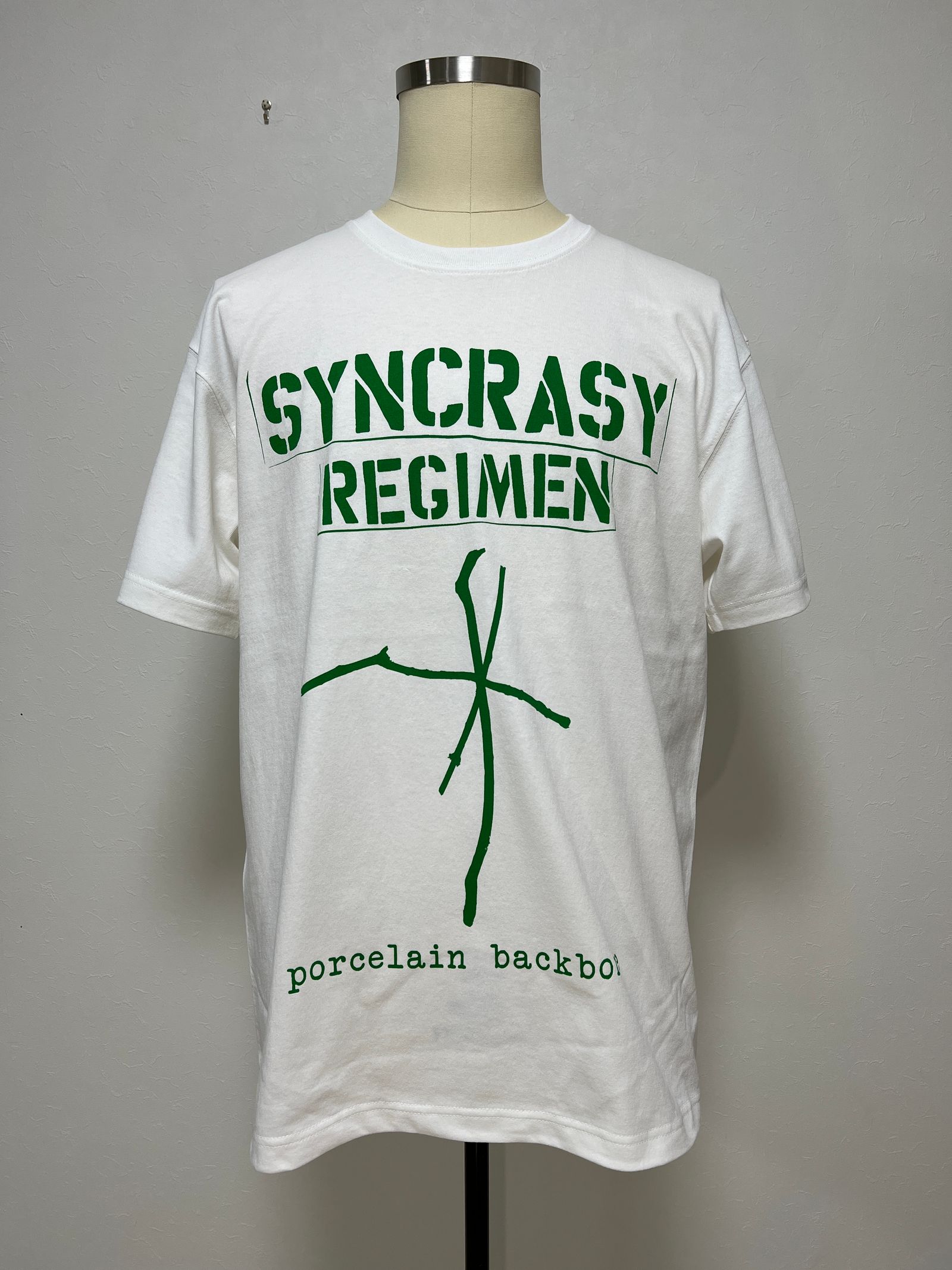 プリントTシャツ  - "TEE - COLLABORATION WITH TOM TOSSEYN "