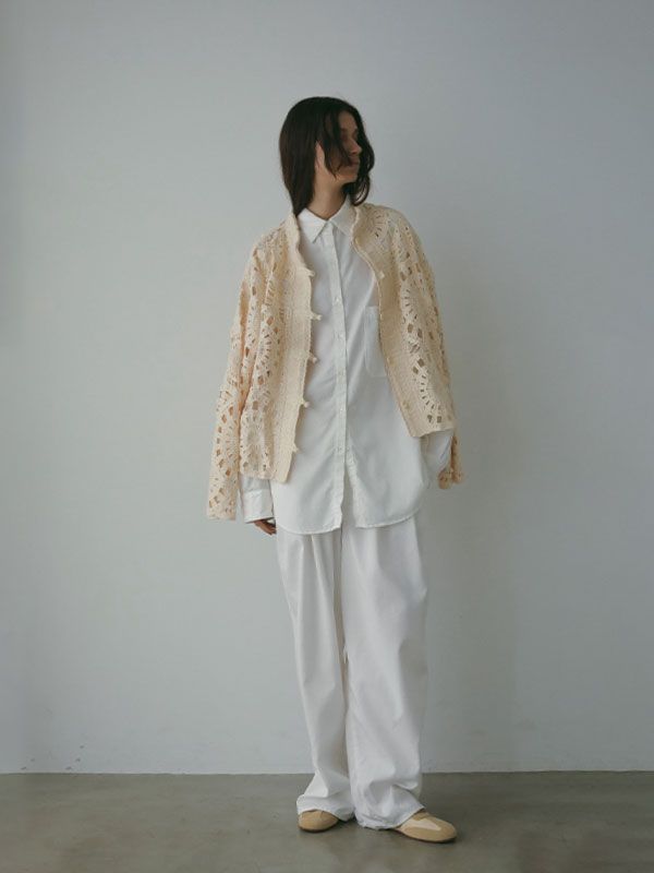 エンブロイダリーニットジャケット (IVORY)