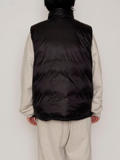 リバーシブル ポケッタブル ダウンベスト -  REVERSIBLE PACKABLE BOWN VEST