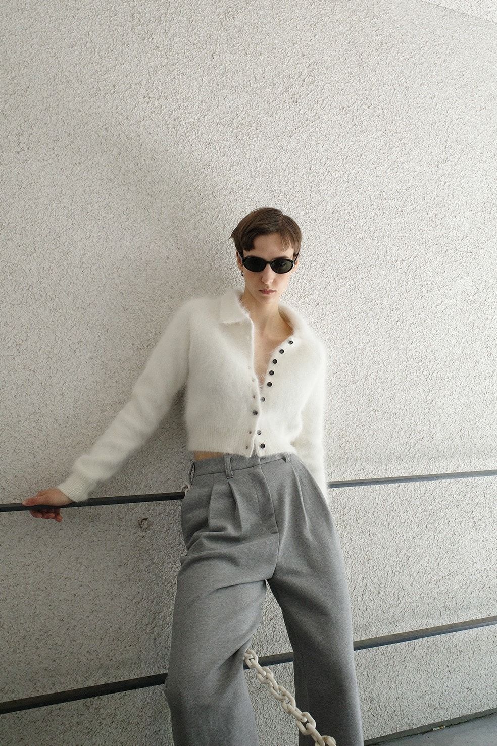 アンゴラニットカーディガン - ANGORA SHORT KNIT CARDIGAN (IVORY)