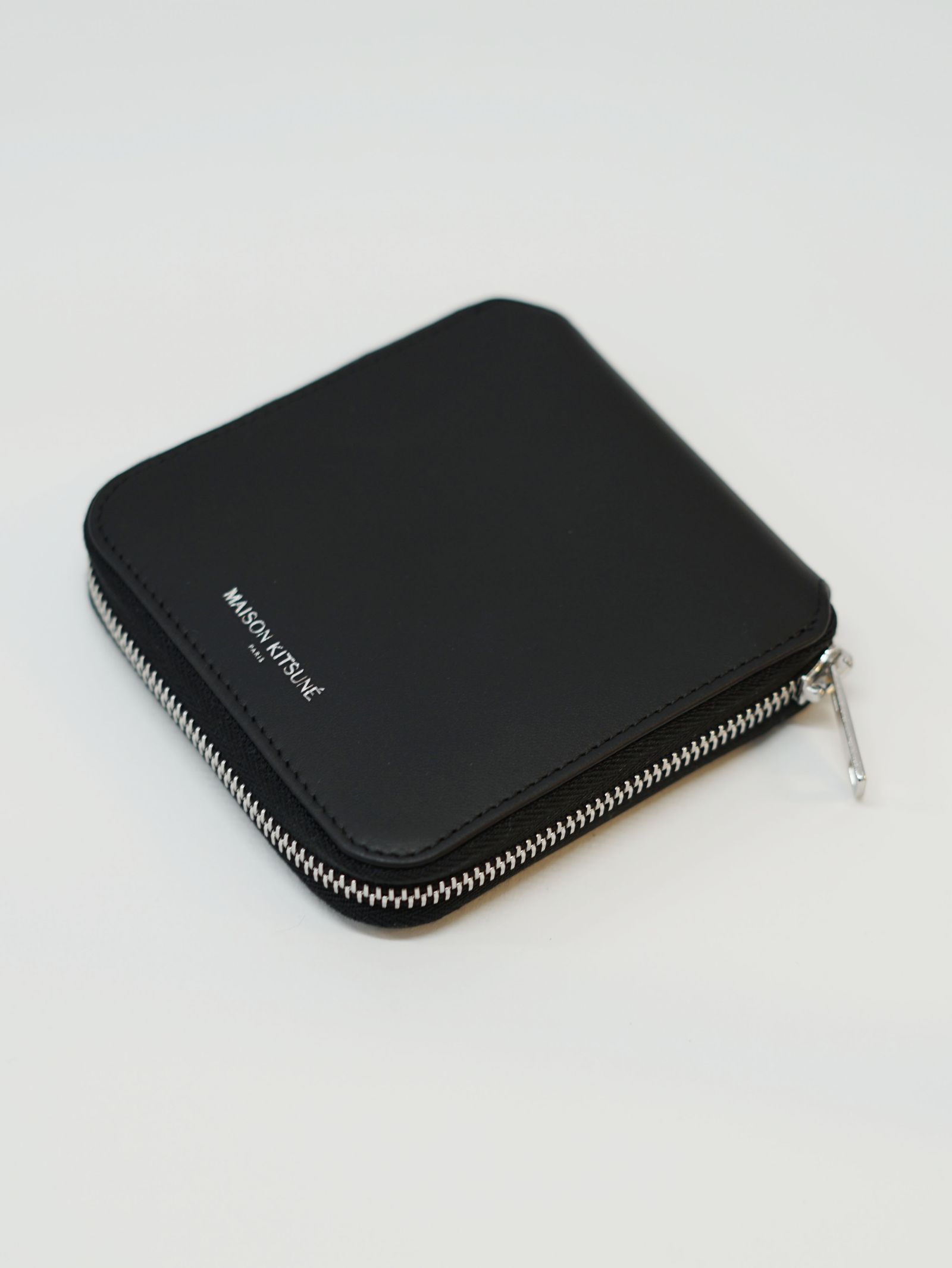 PARIS ラウンドジップウォレット