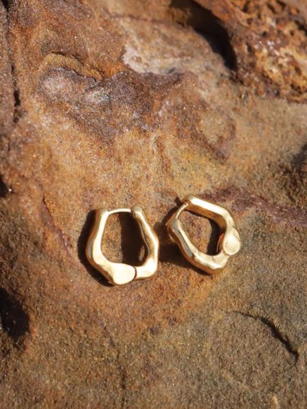 【両耳用】シマーピアス GOLD ゴールド シンプル デザイン ユニセックス アクセサリー