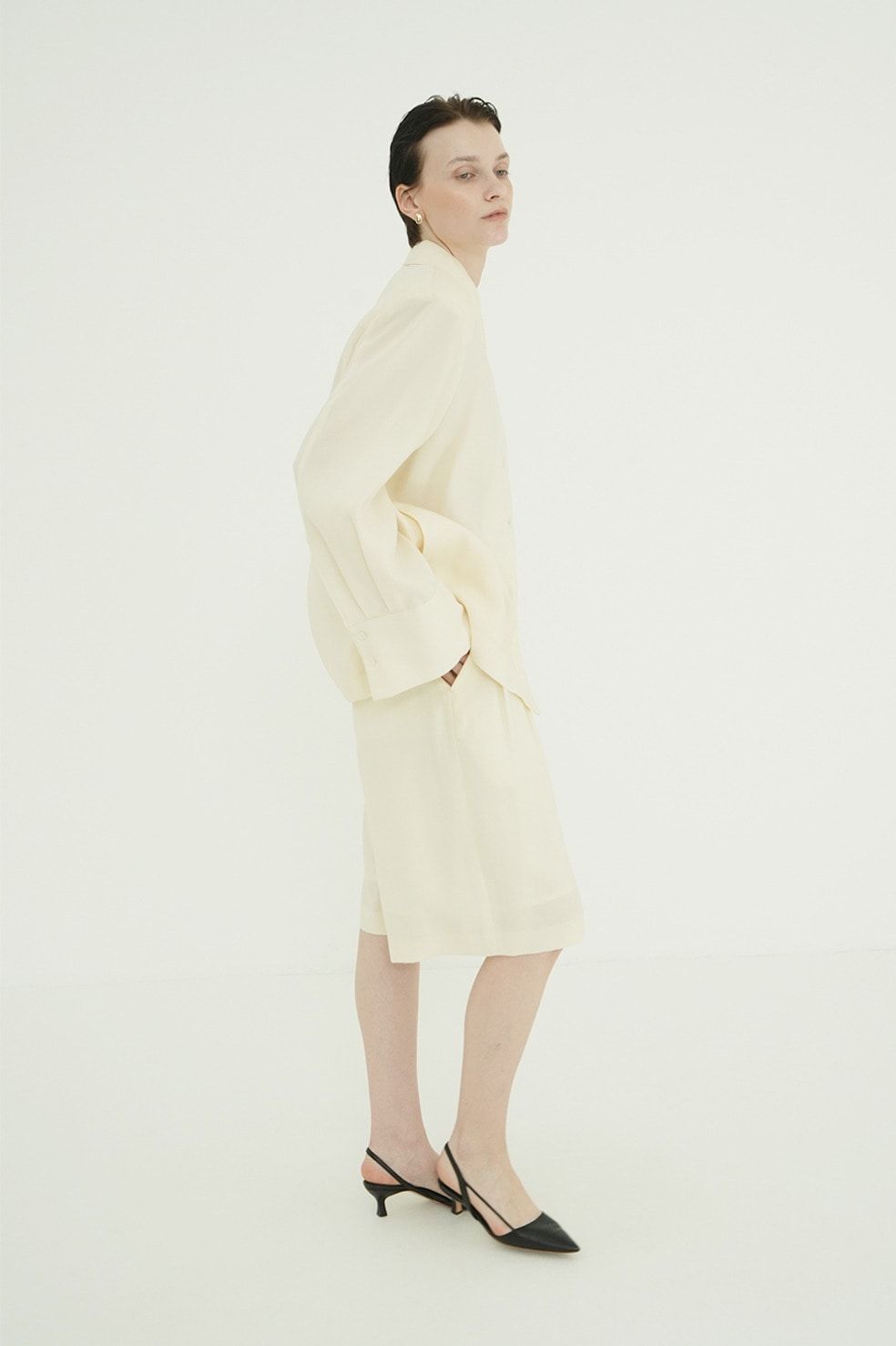 テンセルハーフパンツ - TENCEL HALF PANTS (IVORY)