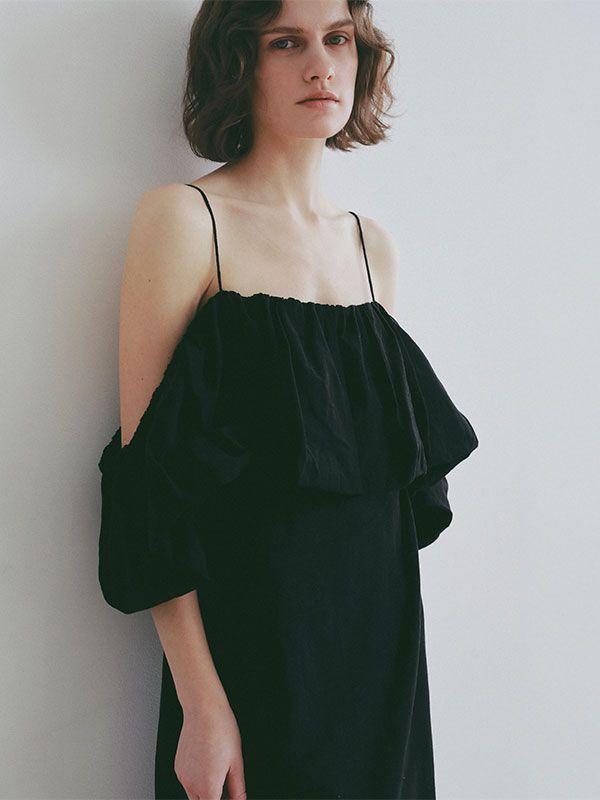 フリルキャミベアワンピース（BLACK)