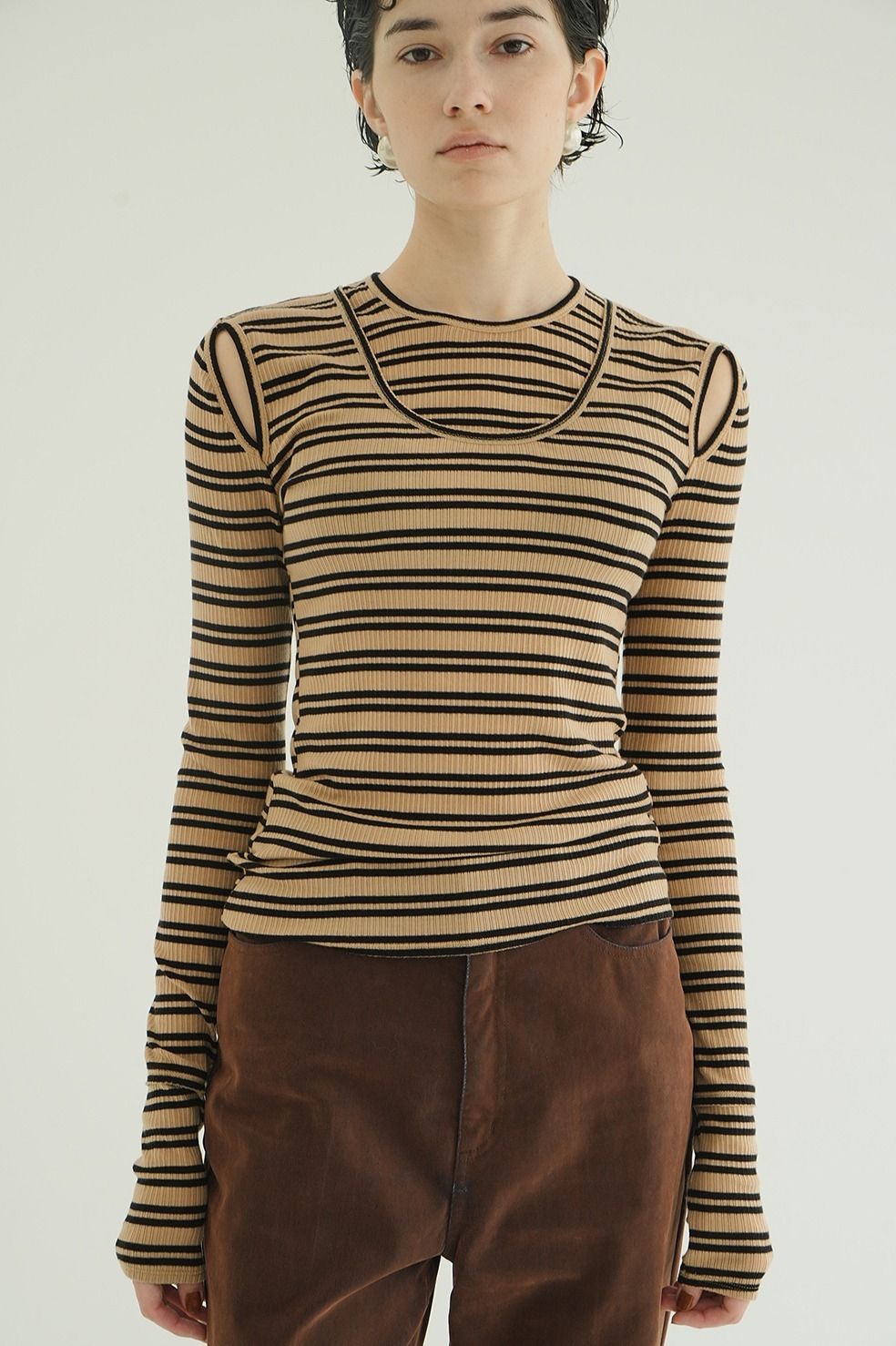 レイヤードカットトップス -  LAYERED SHOULDER CUT TOPS (BORDER)