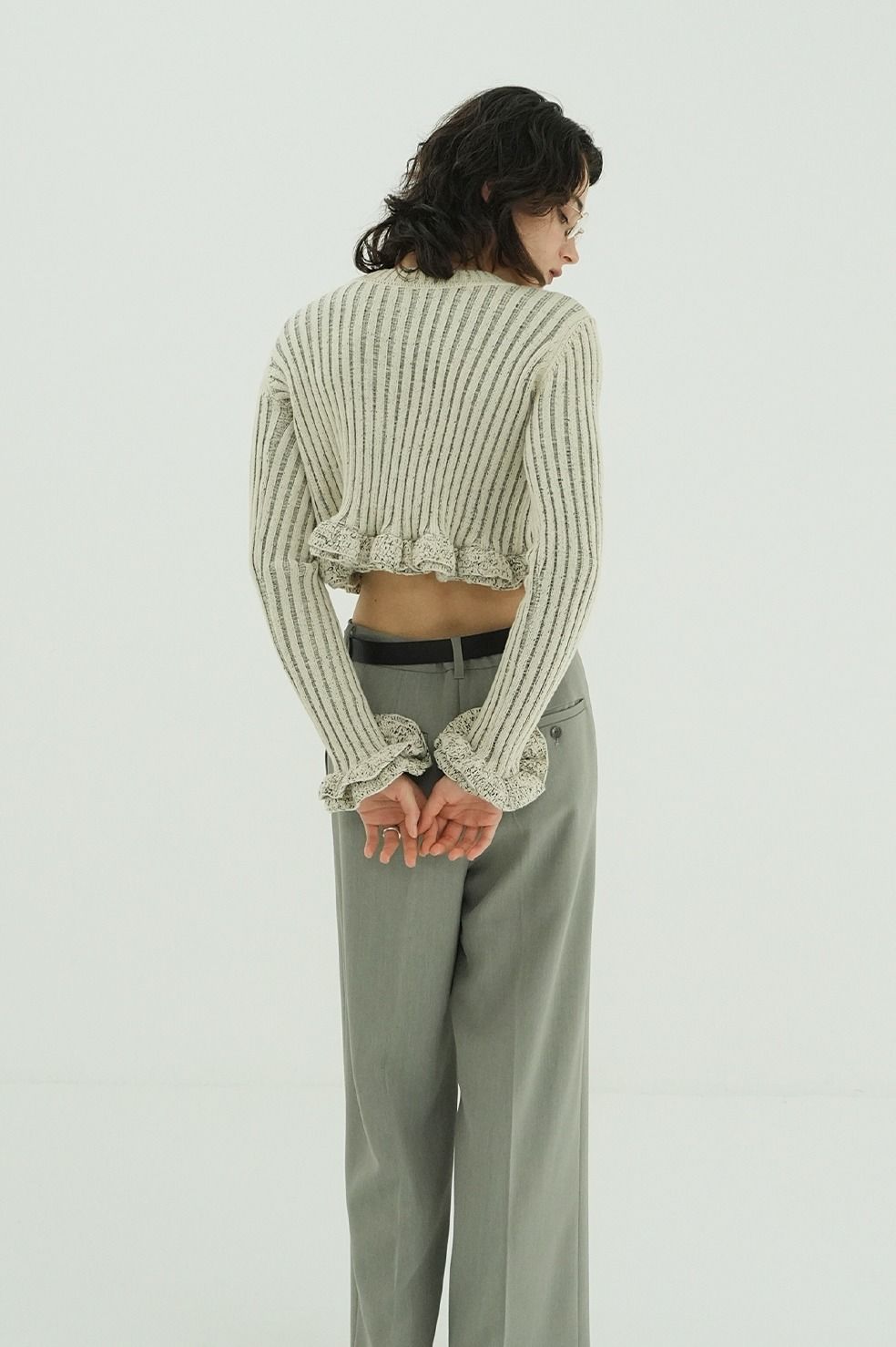 ダブルフェイス フリルド ニットトップス - W FACE SHORT FRILLED KNIT TOPS (WHITE)