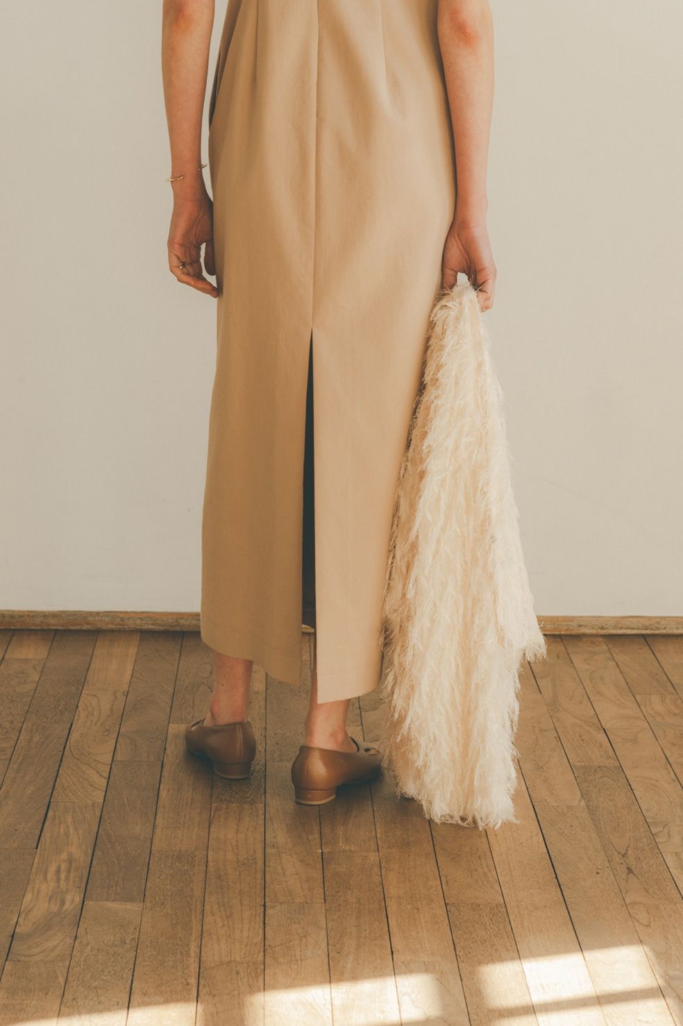 BACK OPEN RIB TOPS - IVORY