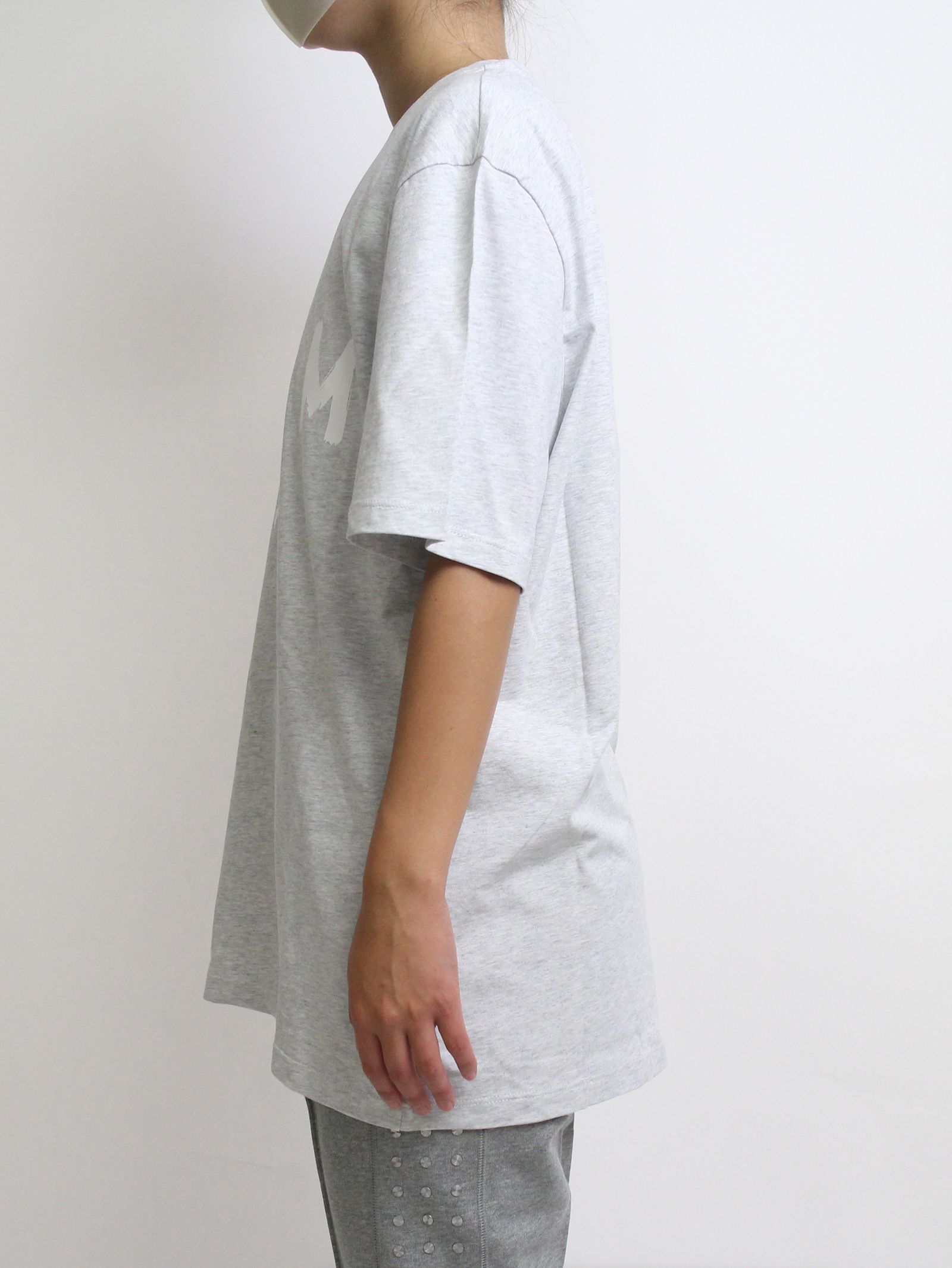 ロゴプリントTシャツ - PAINT BRUSHED LOGO T-SHIRTS - GREY