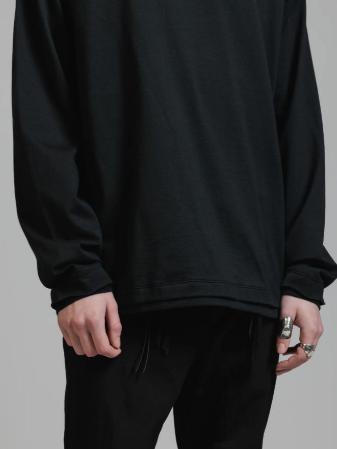 斜めヘンリーティーシャツ  - DIAGONAL HENRY NECK T-SHIRT BLACK