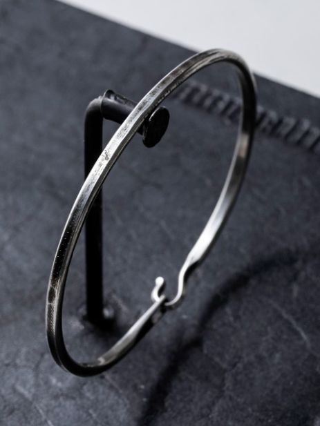 ディスプレーマット - display for five bracelet, bent nails (25x13cm)