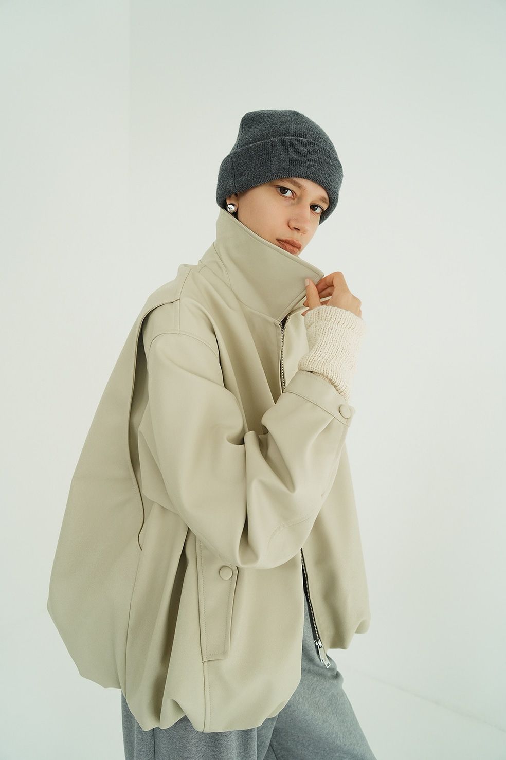 フェイクレザーバルーンジャケット - FAKE LEATHER BALLOON JACKET IVORY
